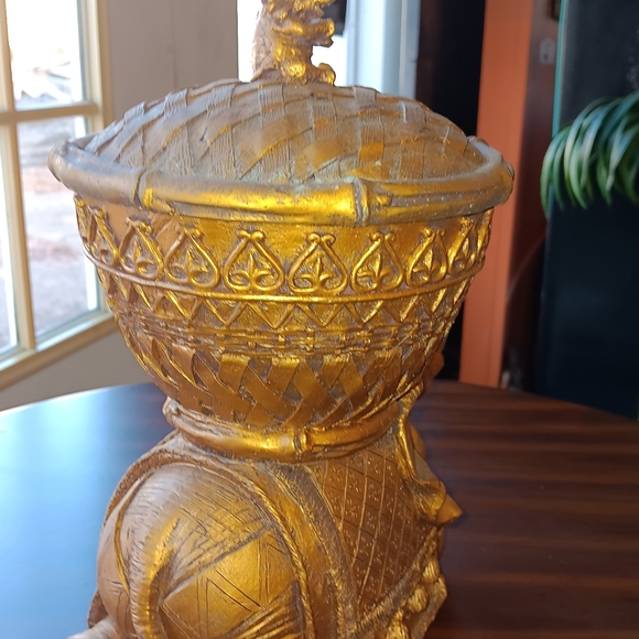 Elephant box with lid - Picture 4 of 5